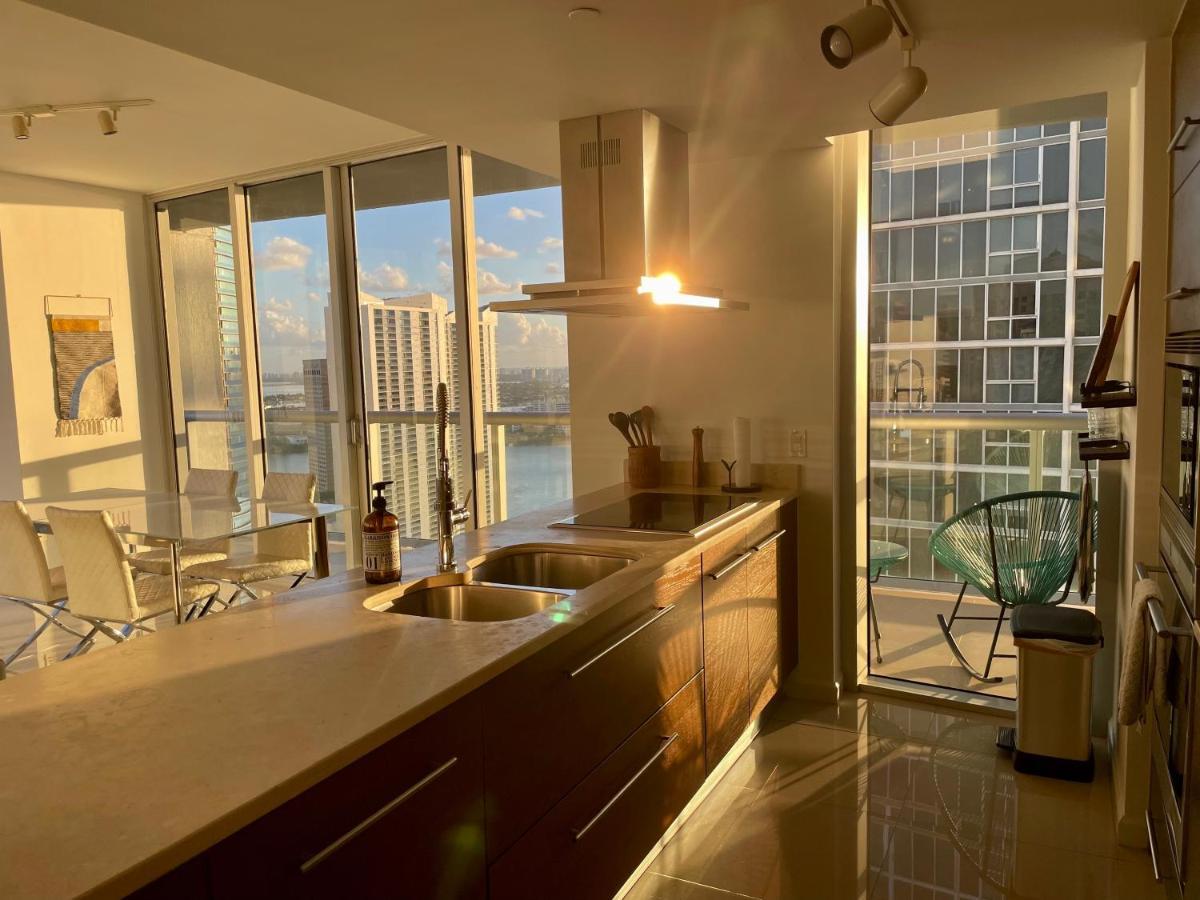 Iconbrickell Tower 3 W Residences Miami Eksteriør billede